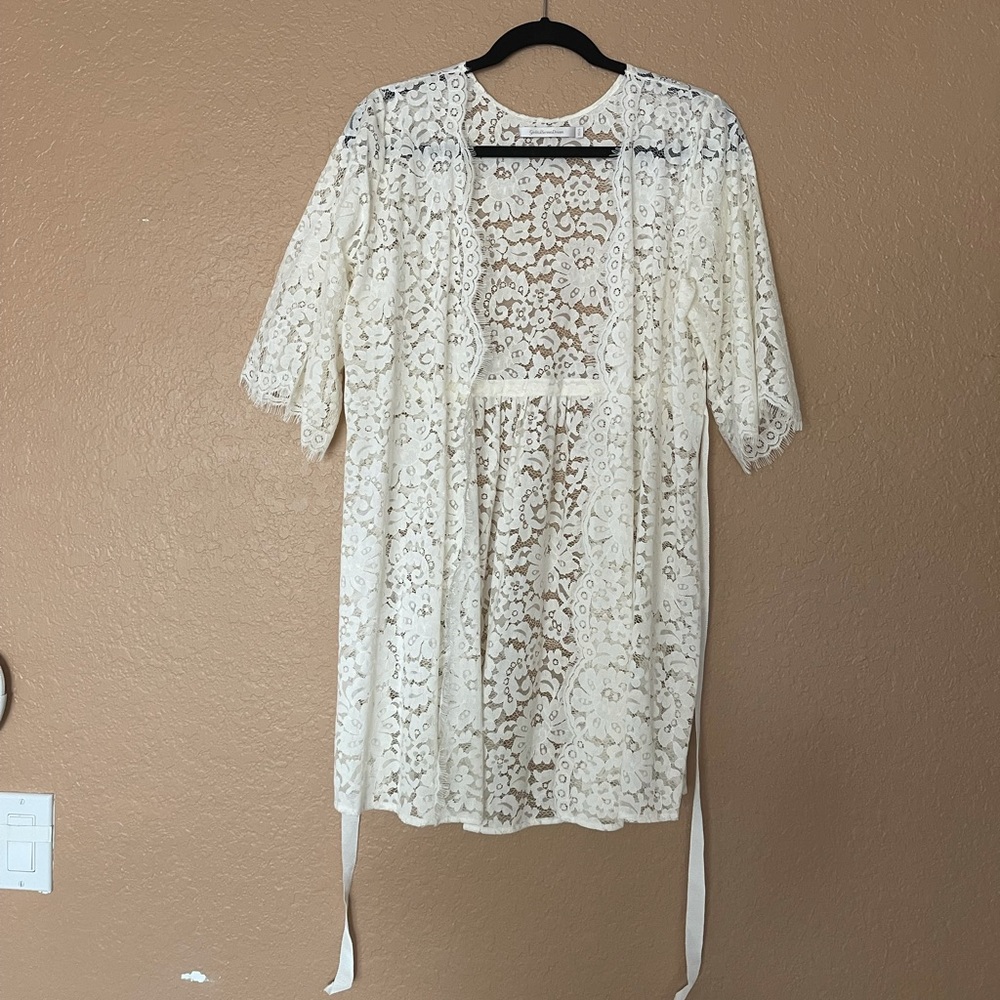 Lace Bridal Robe - Picture 3 of 6